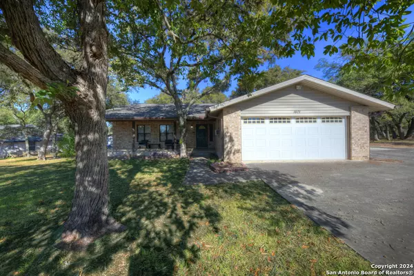 New Braunfels, TX 78132-4137,1401 Timberwood Trail