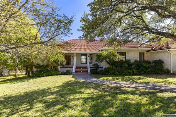 409 SPRING MILL DR,  Kerrville,  TX 78028-6530