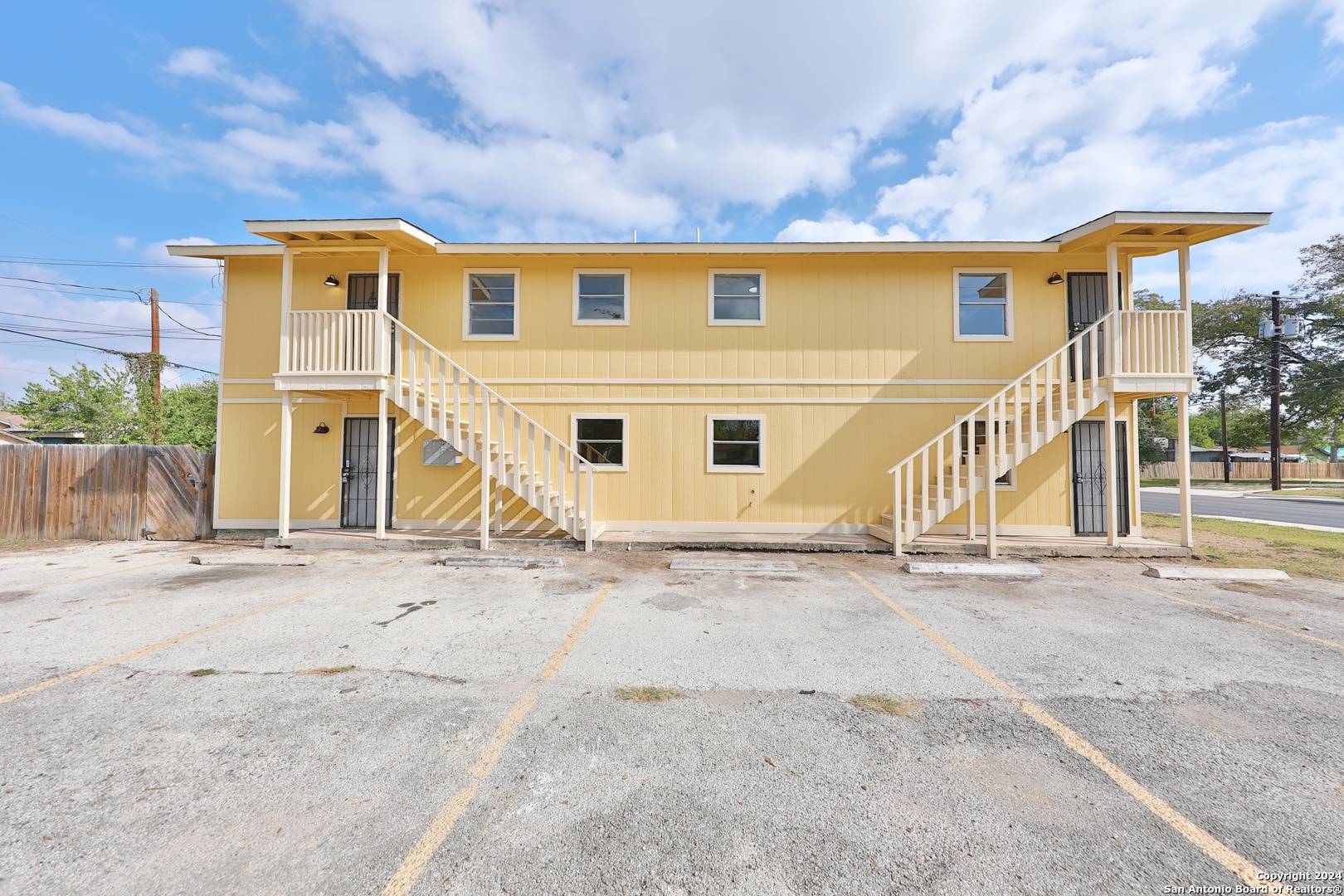 503 SOUTHCROSS BLVD UNIT 4, San Antonio, TX 78214-2038
