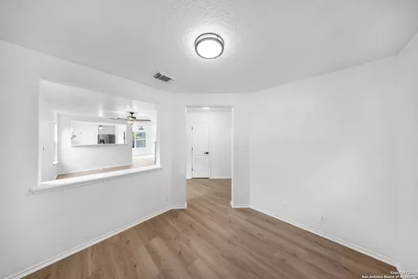 San Antonio, TX 78213-1201,2219 BEDFORD STAGE