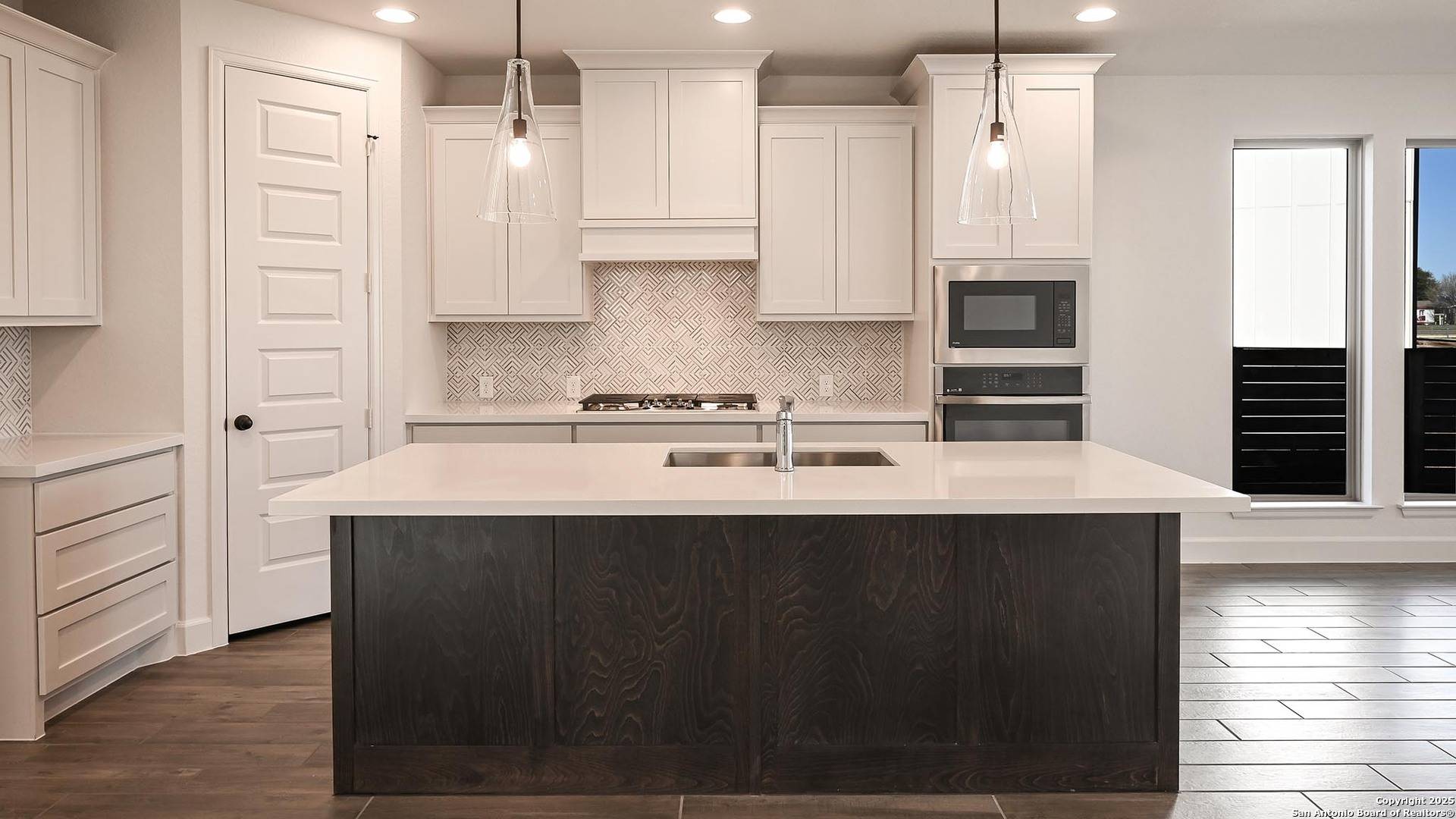 New Braunfels, TX 78130,433 Constance Drive