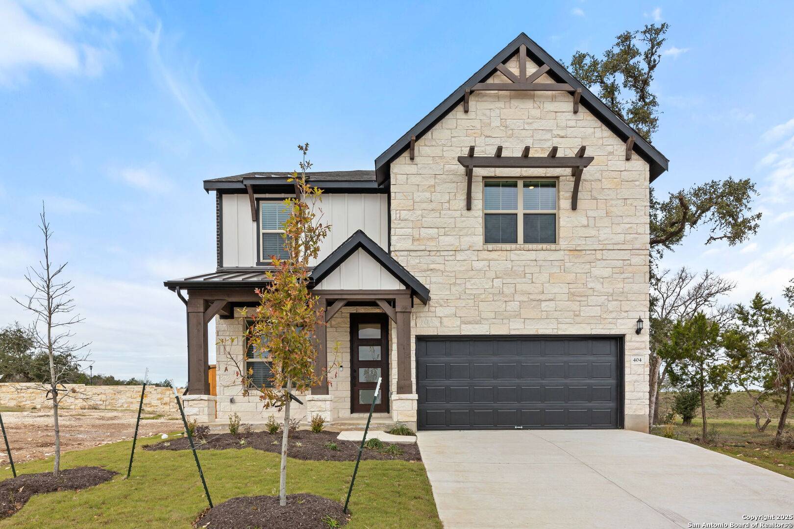 San Marcos, TX 78666,404 Basket Grass Rd