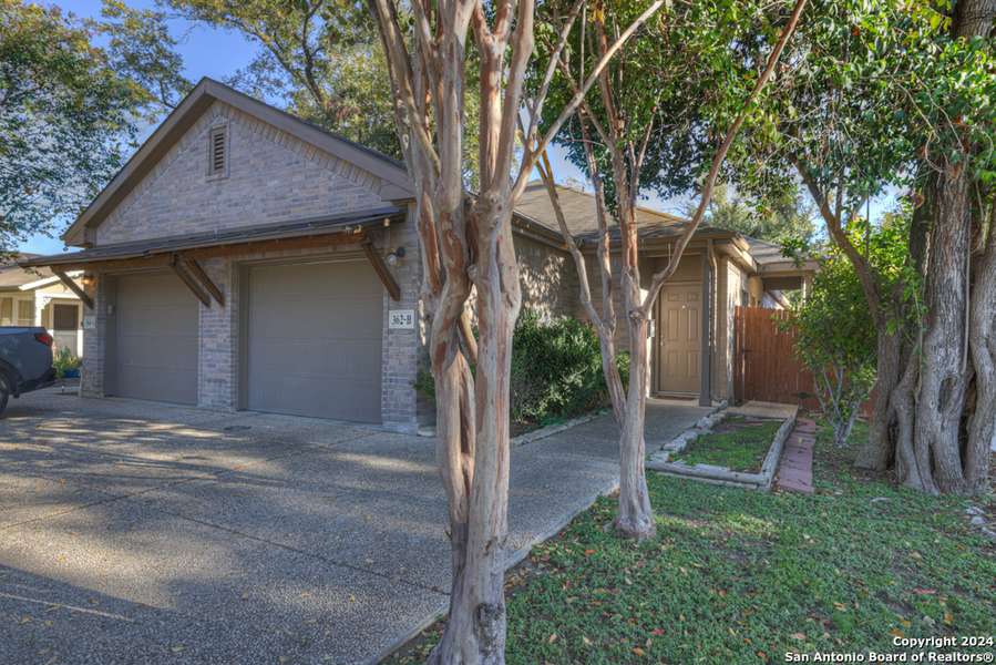 362 FAUST ST, New Braunfels, TX 78130-4645