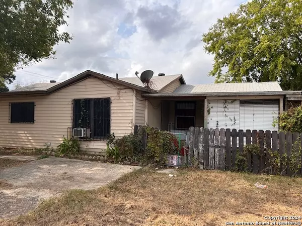 San Antonio, TX 78203-1353,1035 Dakota St