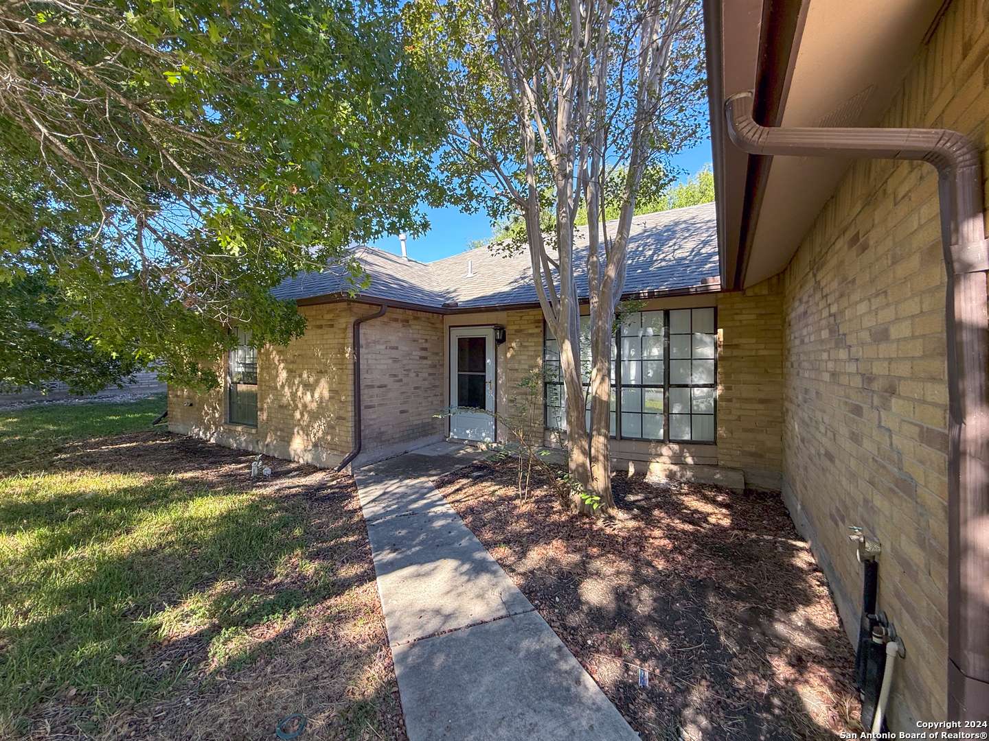 San Antonio, TX 78244-2410,7527 RUSTIC TRL