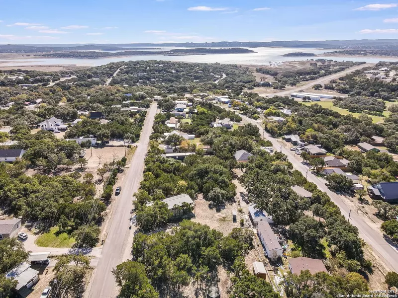 1022 CYPRESS DR, Canyon Lake, TX 78133