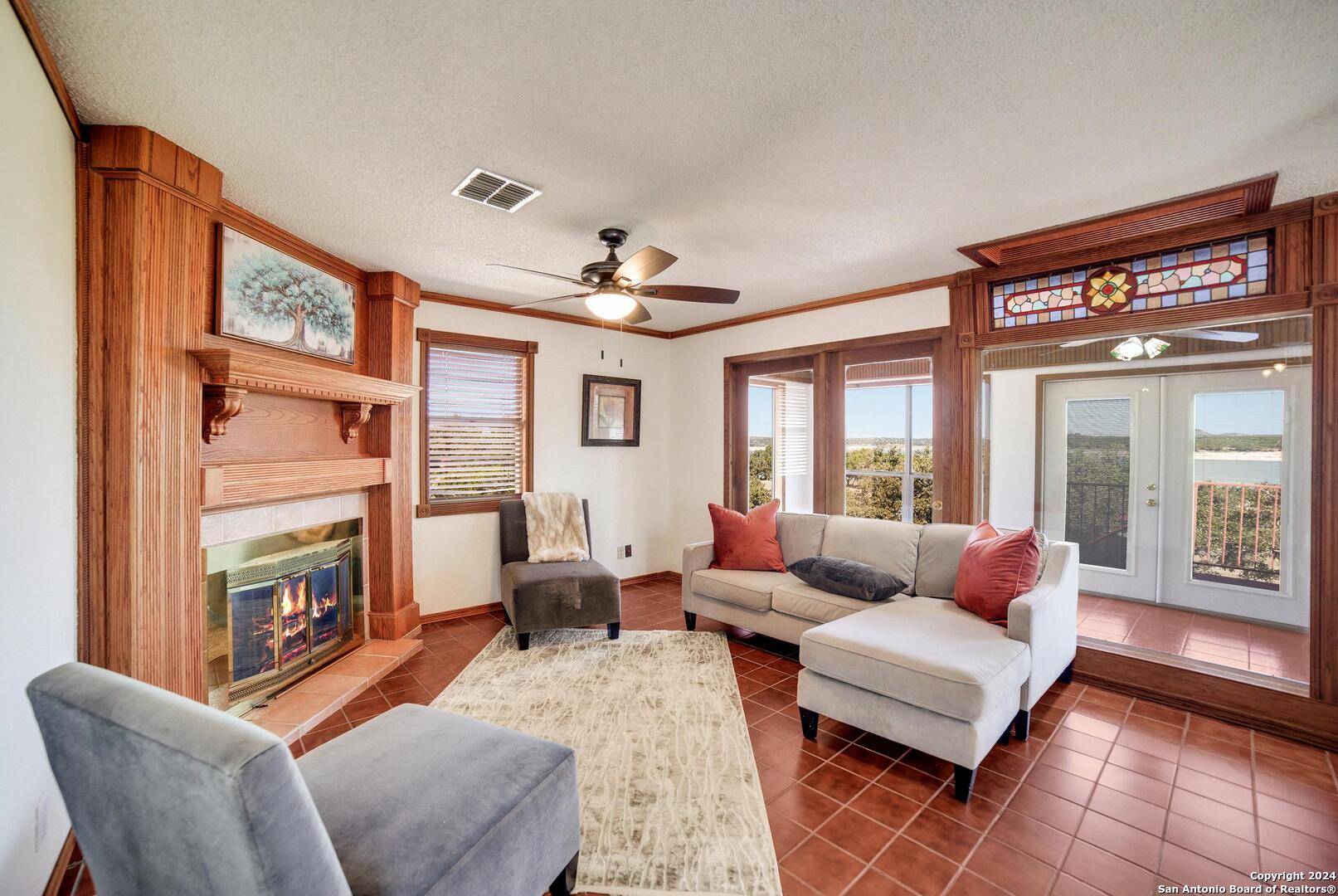 Canyon Lake, TX 78133-5798,408 EDGE HILL DR