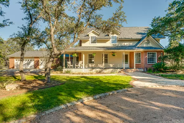 5231 HONEYSUCKLE BR, Bulverde, TX 78163-2275