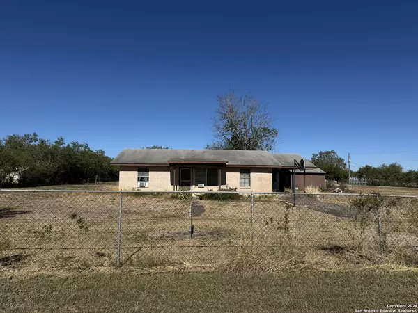 Uvalde, TX 78801,1144 WESTWARD TRL