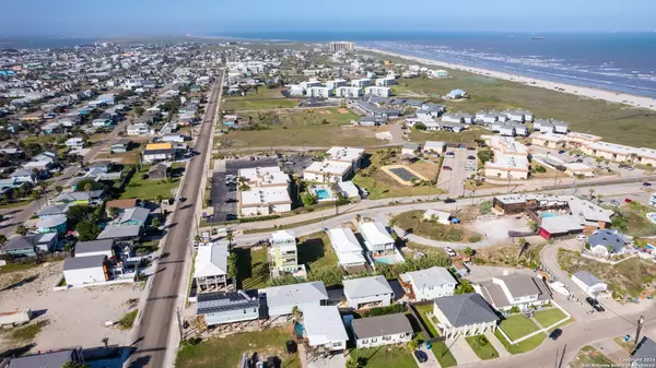 Port Aransas, TX 78373,624 Banyan Beach Dr