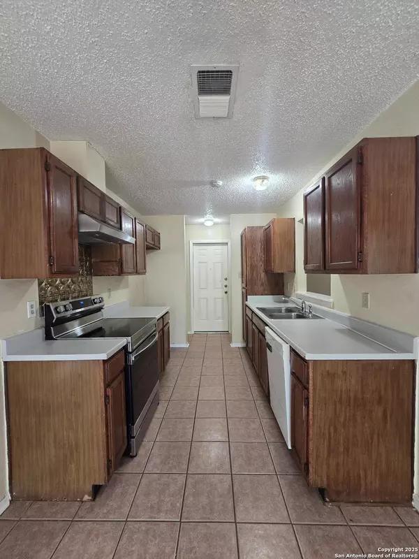 San Antonio, TX 78245-1111,306 DELBERT DR