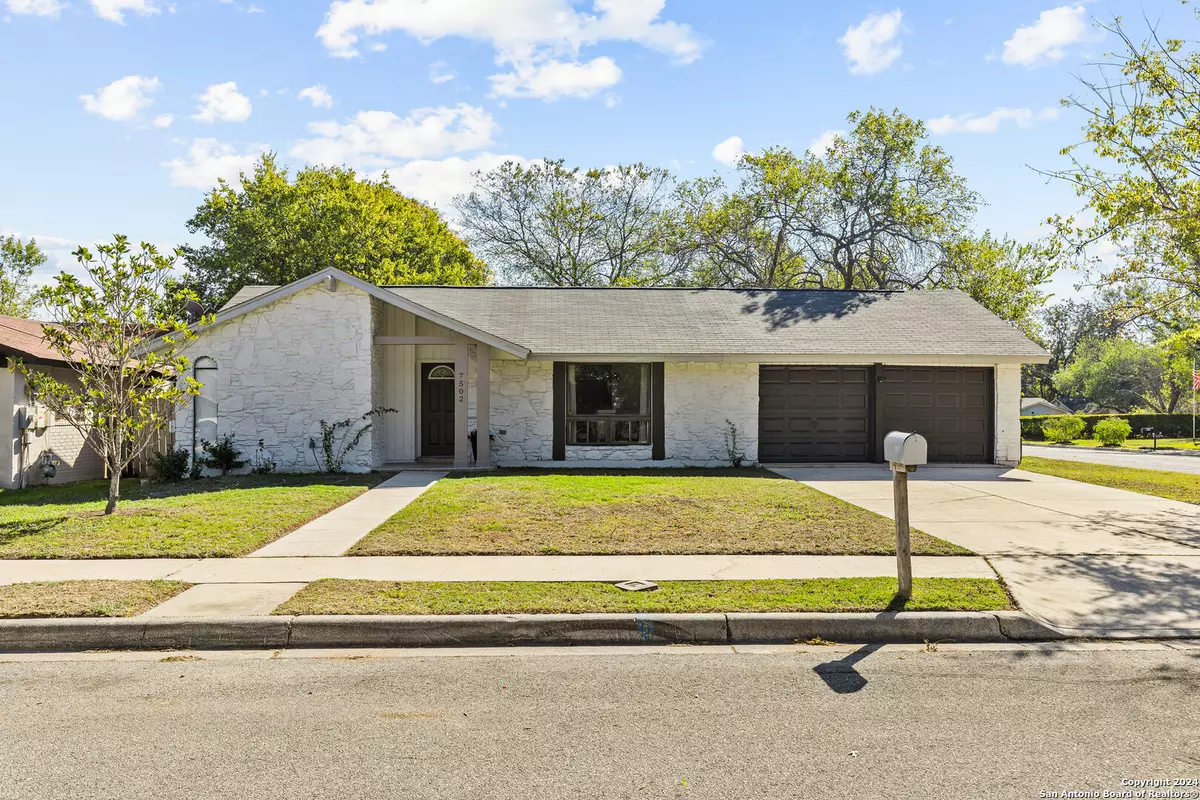 Live Oak, TX 78233-3133,7502 WISHING OAKS ST