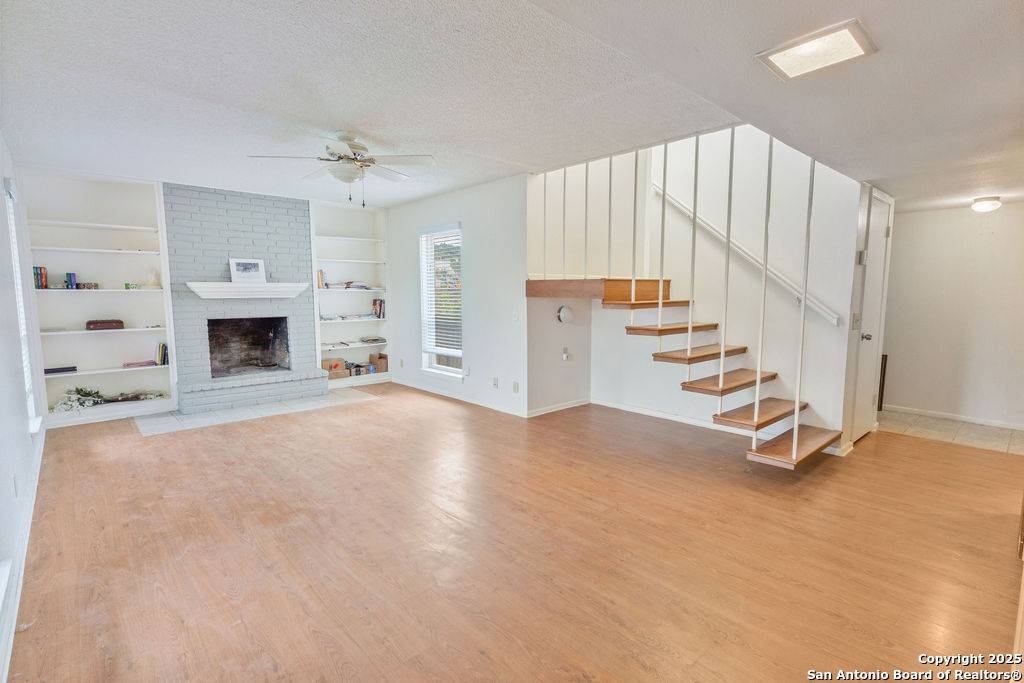 San Antonio, TX 78216-2611,602 STRINGS DR UNIT 124