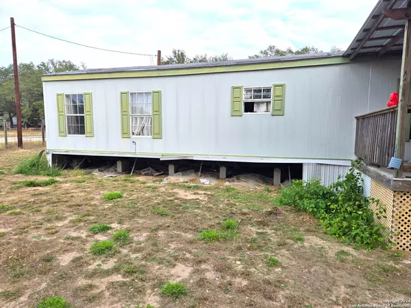 Poteet, TX 78065-3762,120 MARIPOSA DR