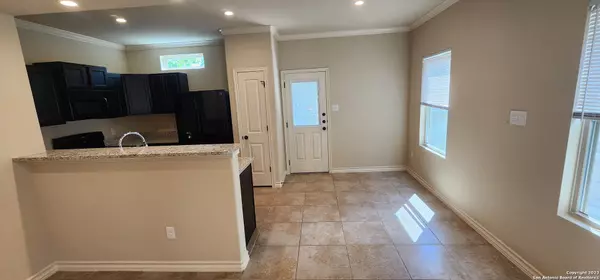 San Antonio, TX 78244,6938 Lakeview Dr UNIT 101