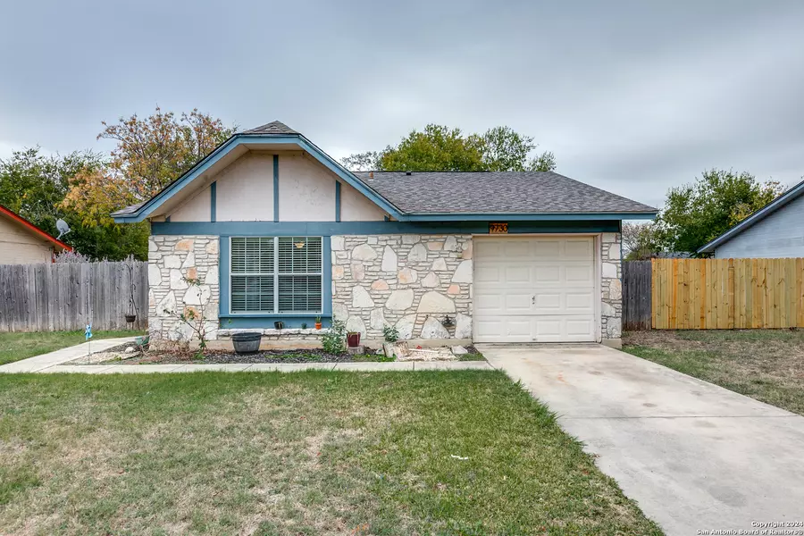 9730 HIDDEN SWAN, San Antonio, TX 78250-4825