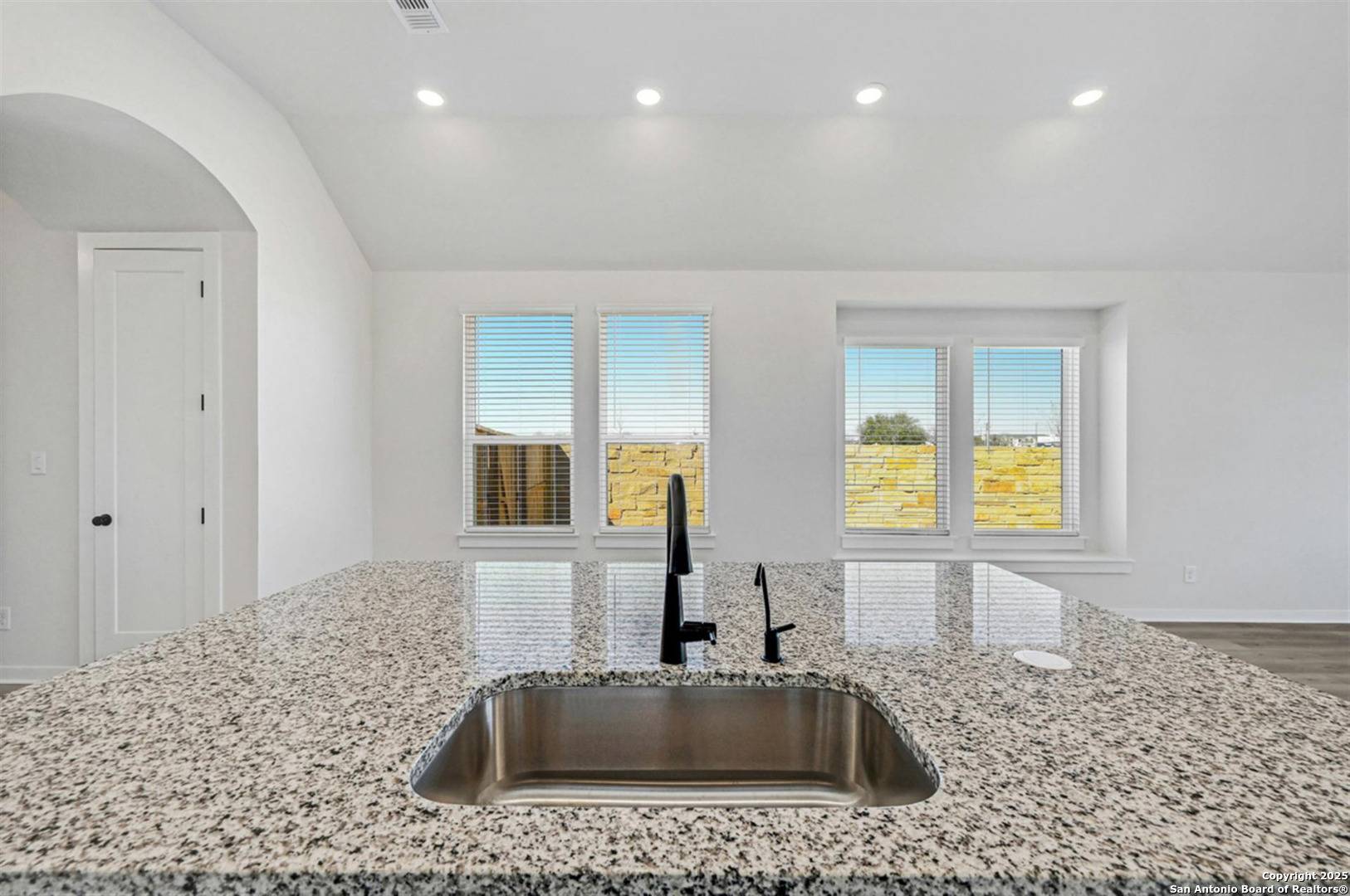 New Braunfels, TX 78130,303 Balaton Lake