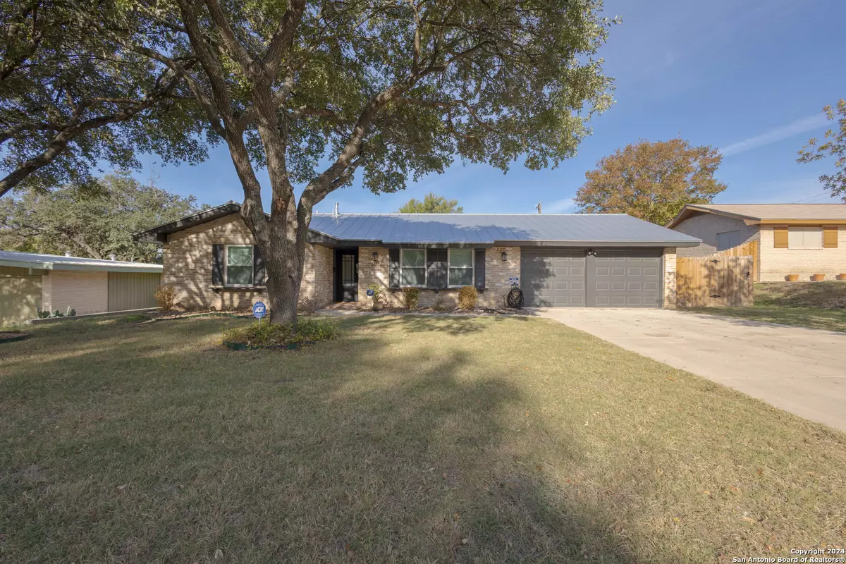 San Antonio, TX 78213-3128,1211 VIEWRIDGE DR