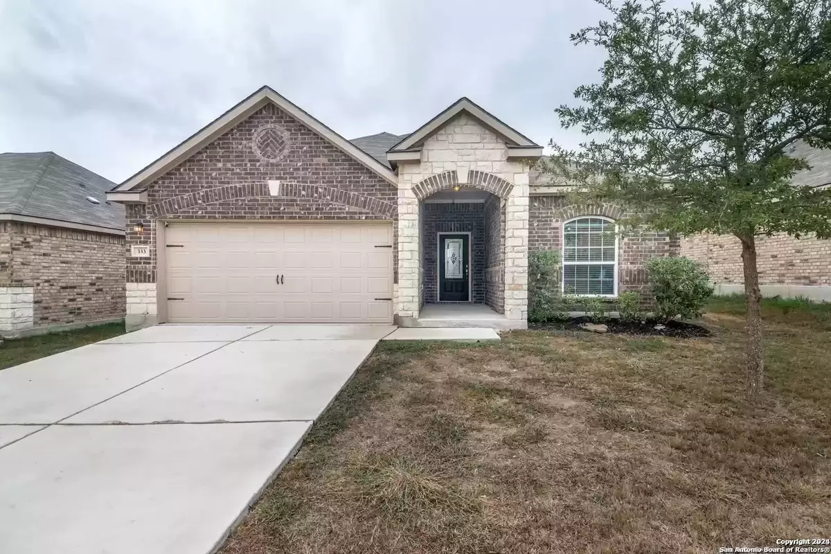 New Braunfels, TX 78132,333 Azalea Way