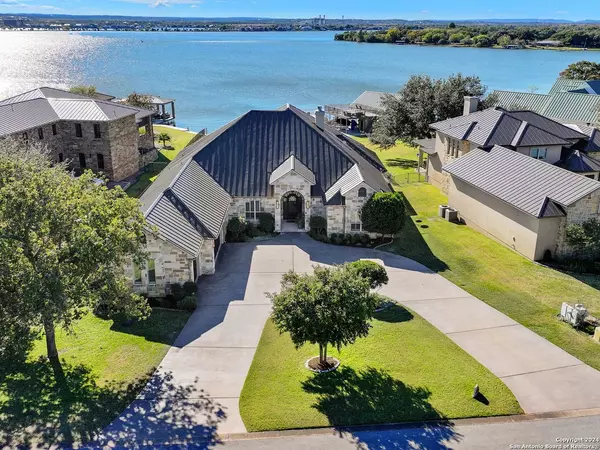 125 Wilderness Drive, Marble Falls, TX 78654