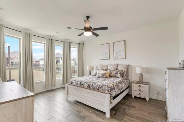 Boerne, TX 78006-2262,92 SIMPATICO