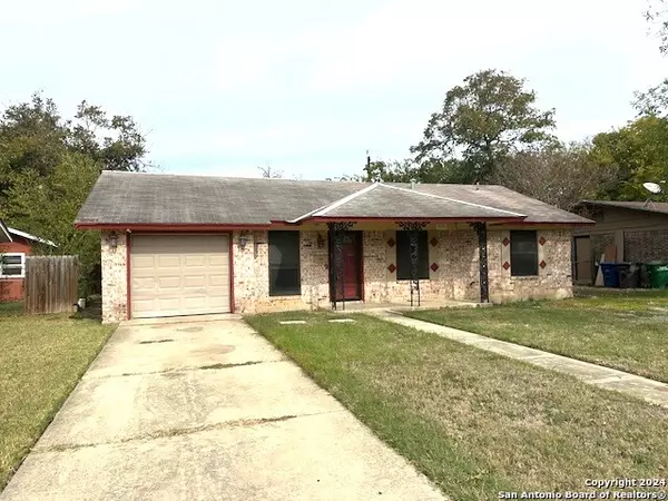 5027 CREEKMOOR DR, San Antonio, TX 78220-4903