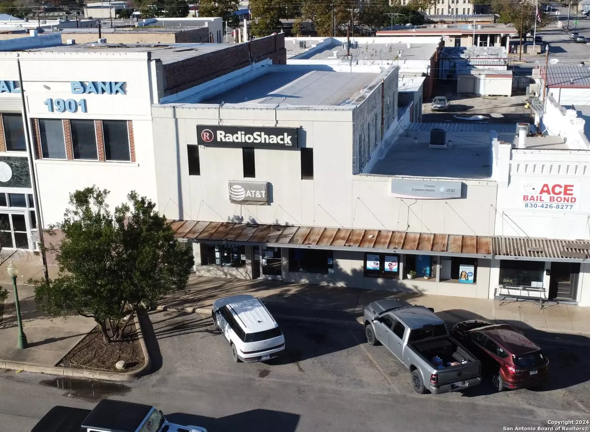 Hondo, TX 78861,1110 18th Street