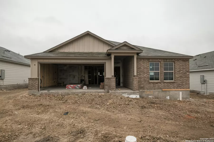 10207 Goodison Drive, Converse, TX 78109