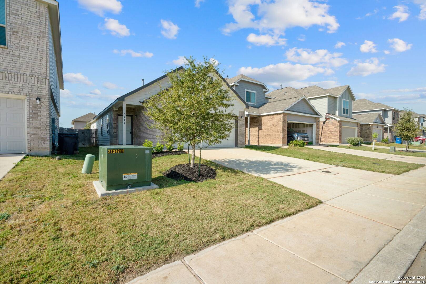 San Antonio, TX 78222,5147 Sandstone Way