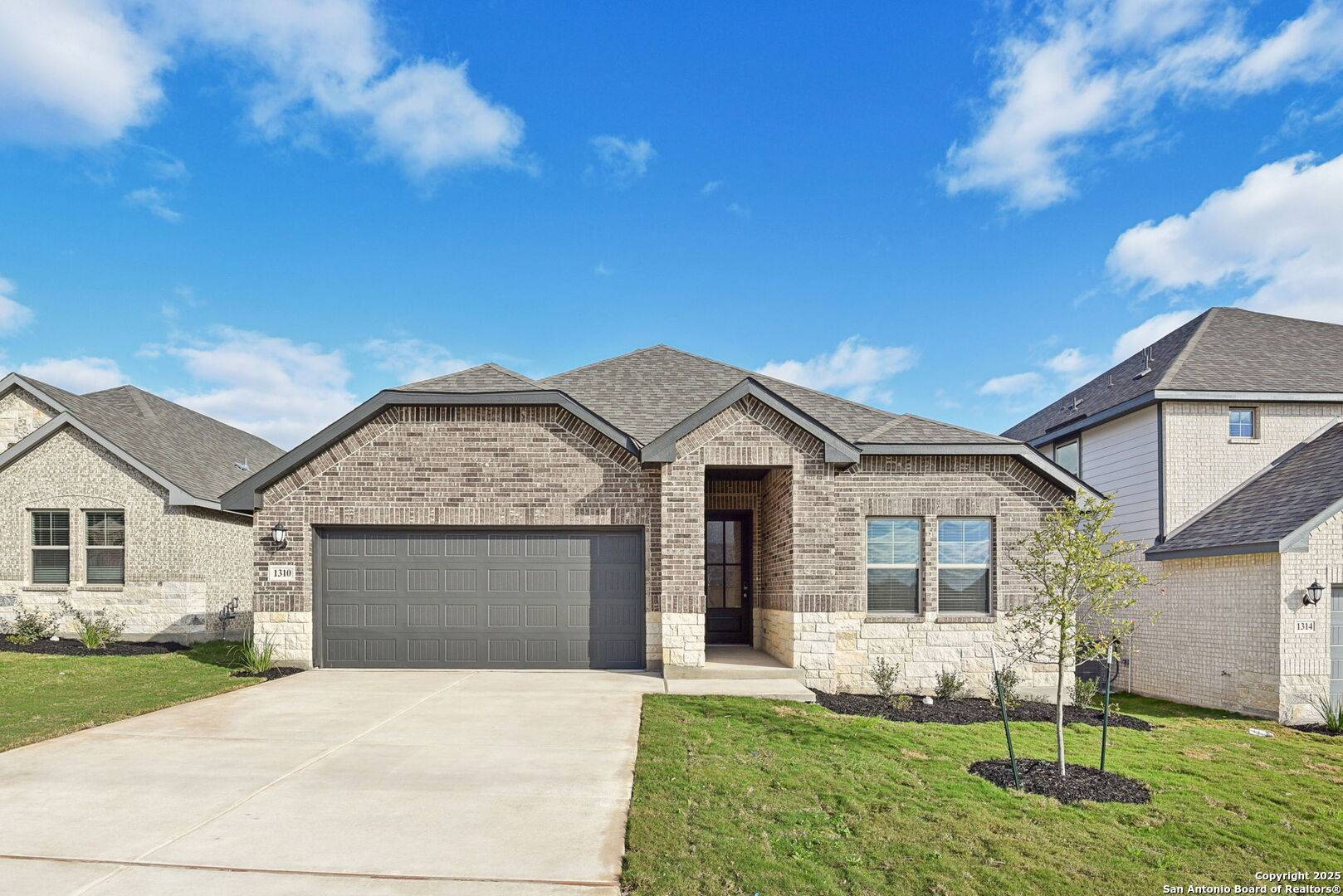 San Antonio, TX 78245,1310 Arcadian Rose