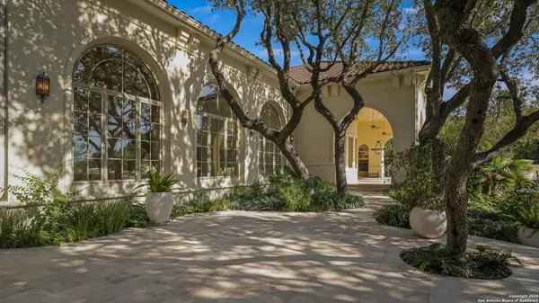 San Antonio, TX 78257,31 QUEENS HILL