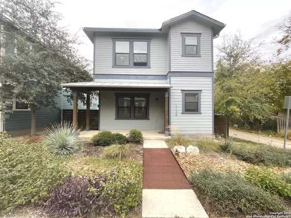 1138 OLIVE ST, San Antonio, TX 78202-1108