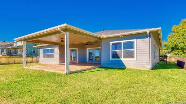 Floresville, TX 78114,161 Whitewing Way