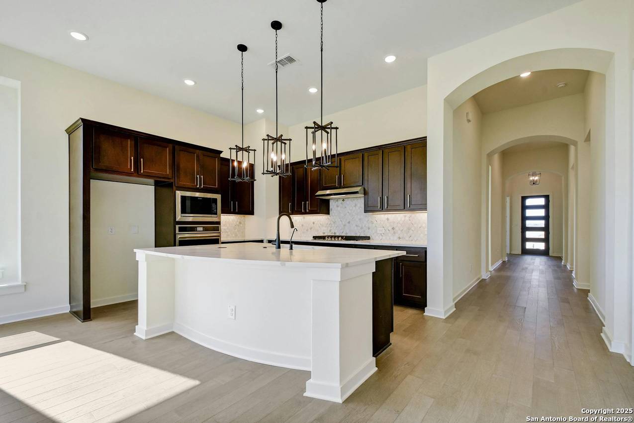 New Braunfels, TX 78130,5704 Emmett