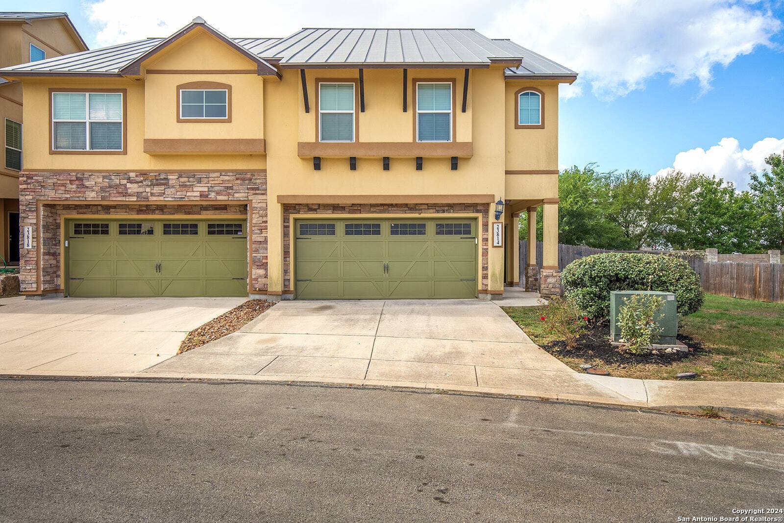 23814 STATELY OAKS, San Antonio, TX 78260-3513