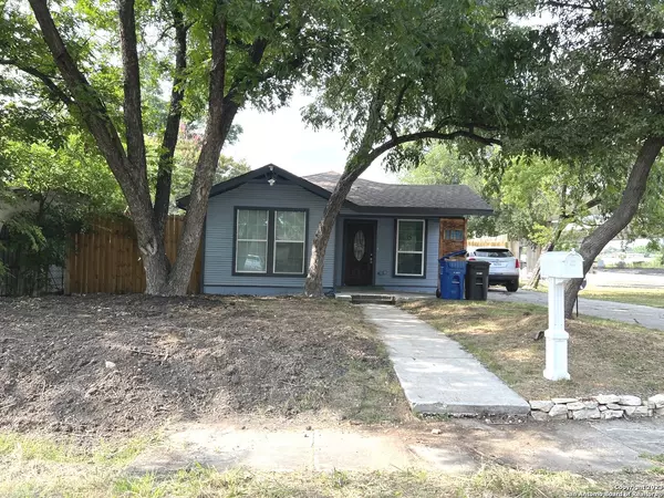 1415 FRENCH PL, San Antonio, TX 78201-5512