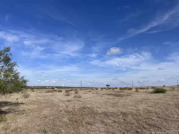Seguin, TX 78155,8361 Interstate 10
