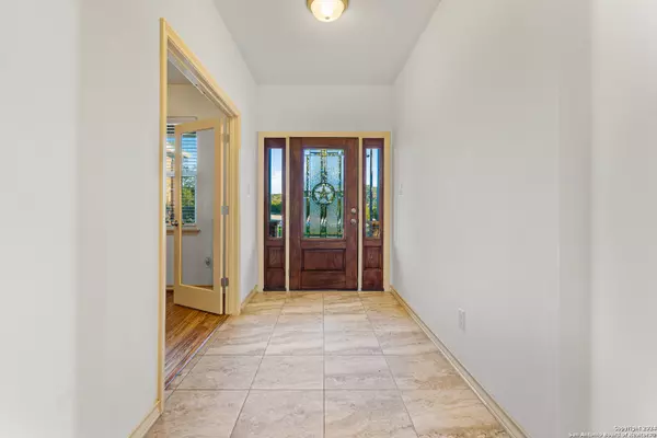 Mico, TX 78056,130 Pr 1716