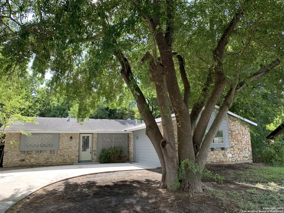 Live Oak, TX 78233-2819,12433 Trailing Oaks