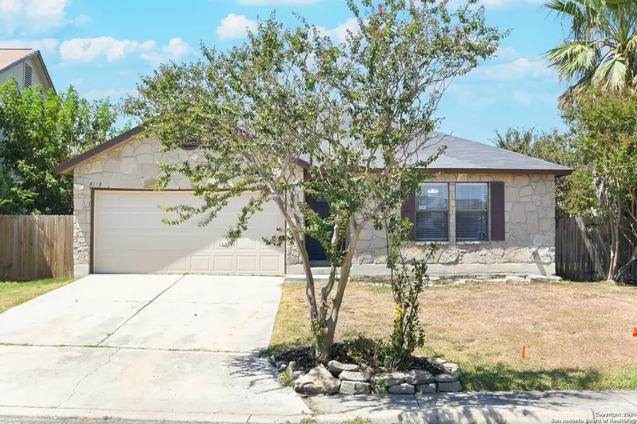 8178 BENT MEADOW DR, Converse, TX 78109-3339