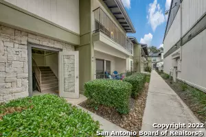 100 LORENZ RD UNIT 404, San Antonio, TX 78209-2567