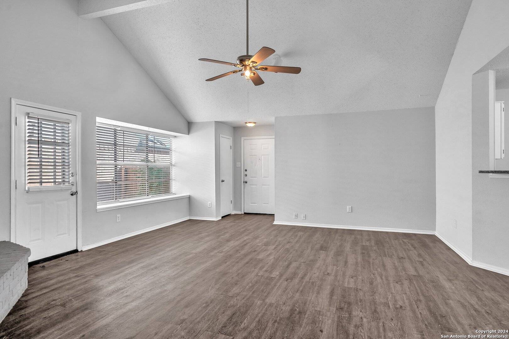 San Antonio, TX 78245,11339 jarbo pass