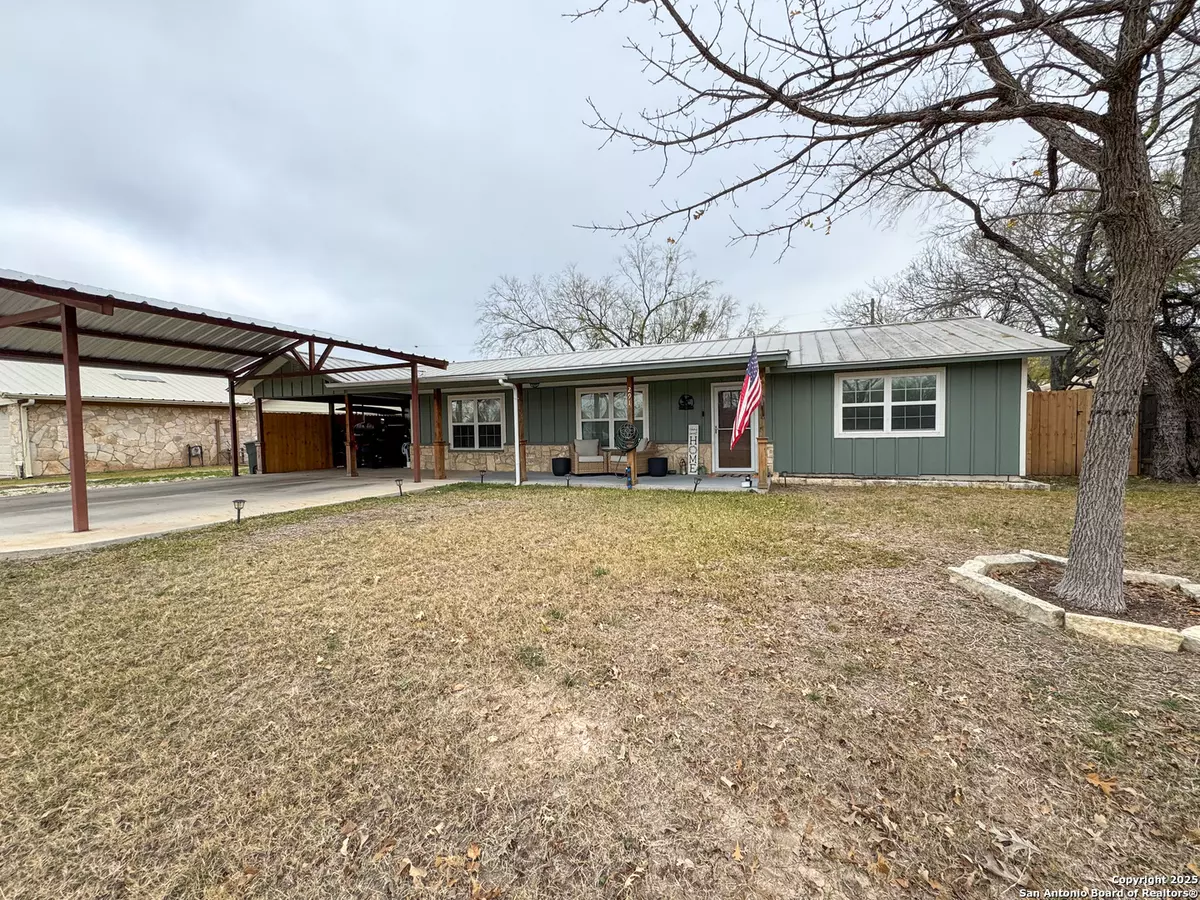 Brackettville, TX 78832,291 Bowlegs St