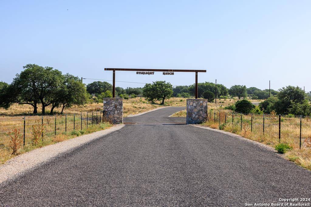 1249 Lester Ln., Junction, TX 76849