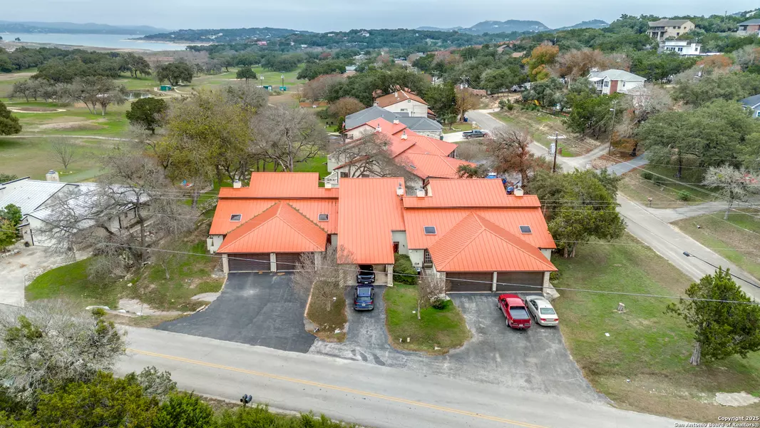 195 GALLAGHER DR UNIT 17, Canyon Lake, TX 78133-6477