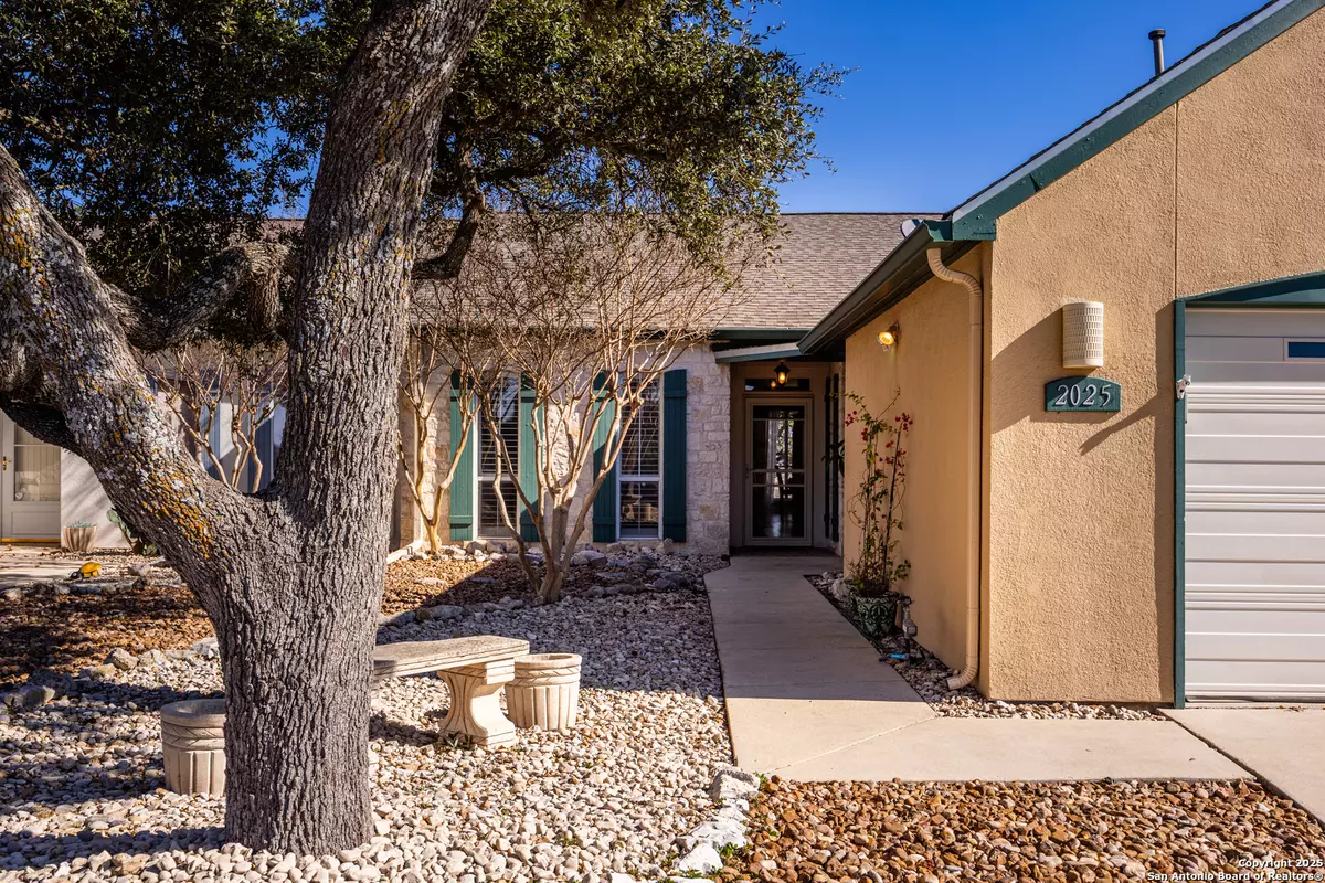 Kerrville, TX 78028,2025 Balmoral Drive UNIT 2025