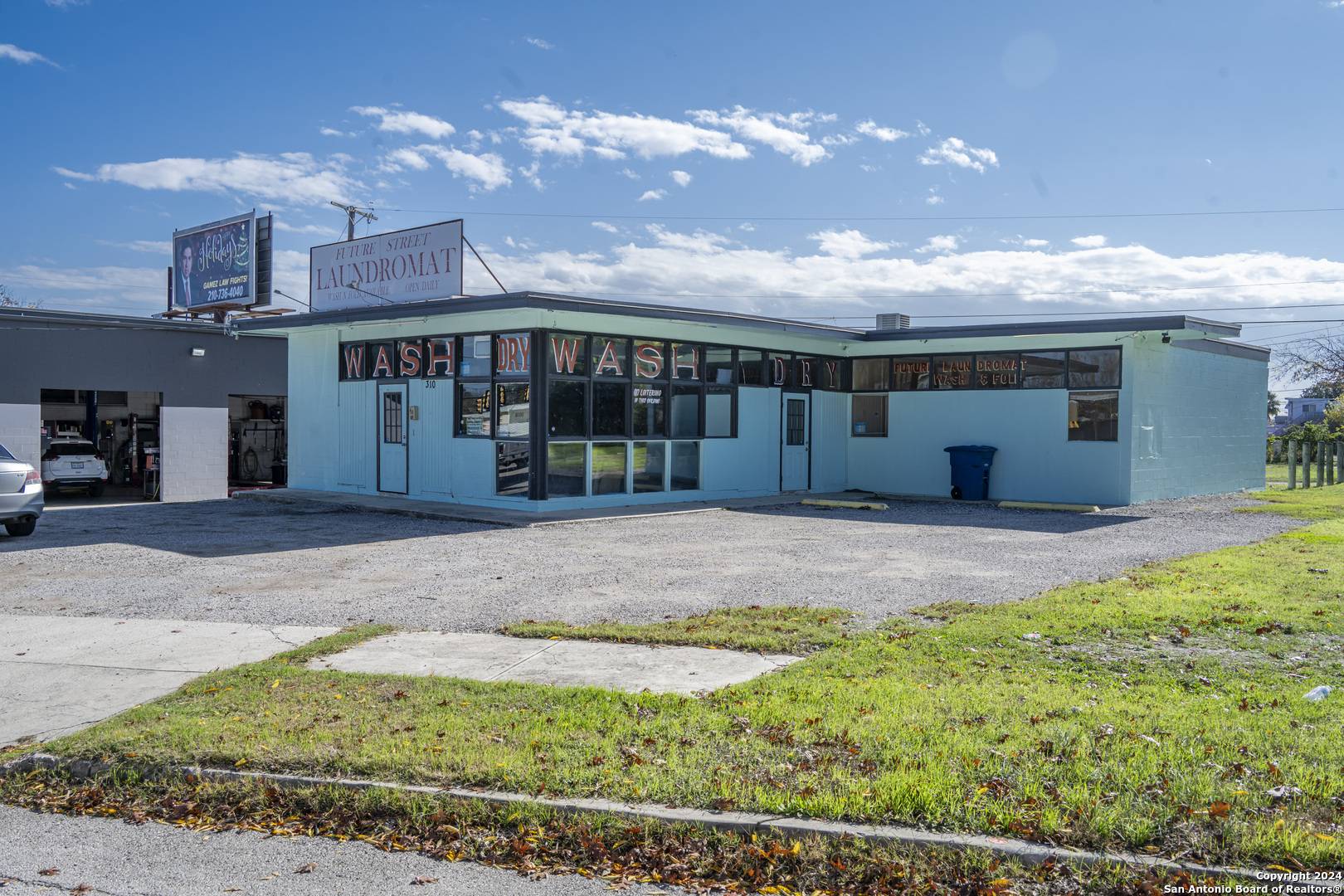 310 FUTURE DR, San Antonio, TX 78213-3418