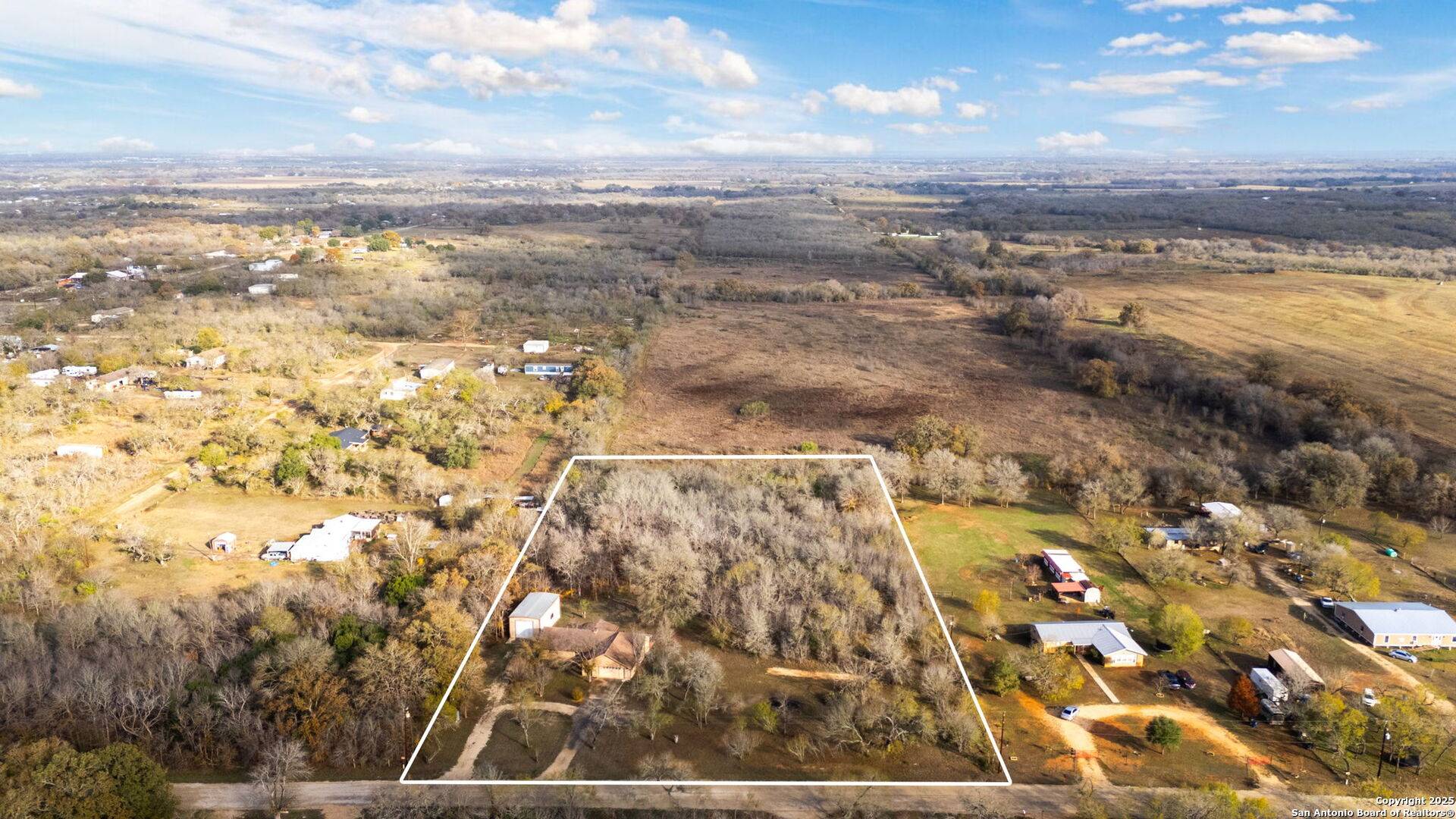 Seguin, TX 78155-8261,264 PLEASANT ACRES DR