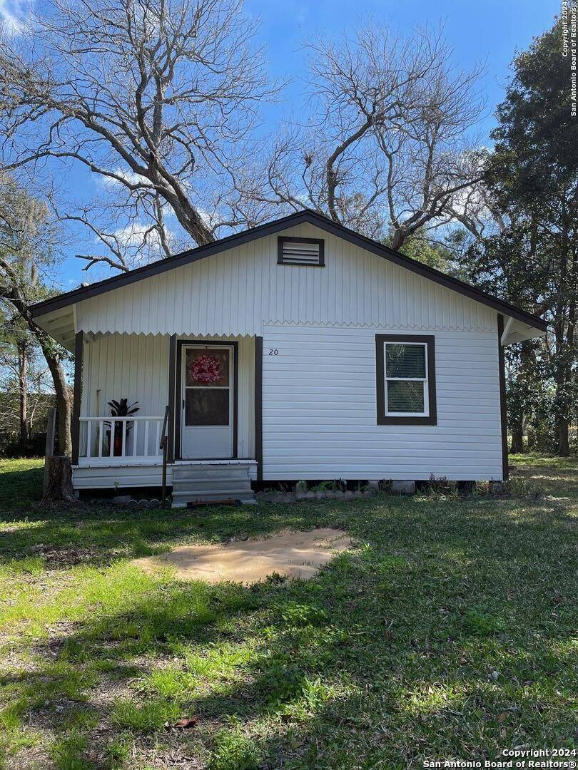 20 Cypress, Richwood, TX 77531