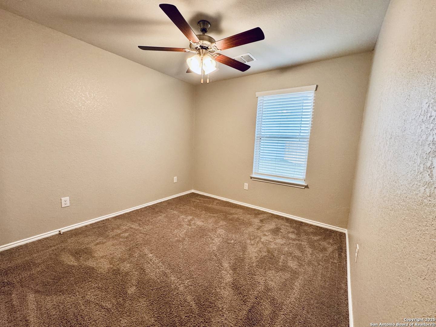 San Antonio, TX 78245,702 Shorleaf